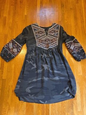Johnny Was Workshop Embroidered Olive Camo Tunic Dress Women's Small